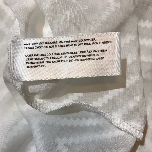 2 for $20. Alfred Sung White Ruffled Neck Line with Tie closure. Size Large - Picture 11 of 12